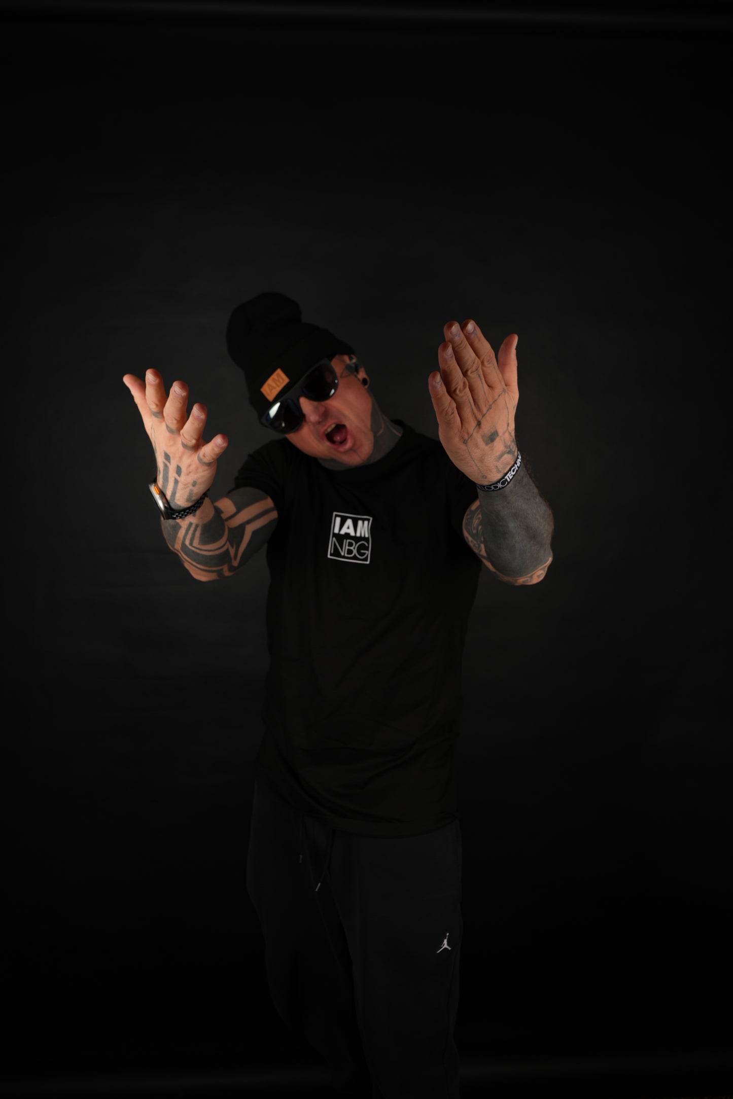 IAM Melodic Techno Longshirt - IAM NBG