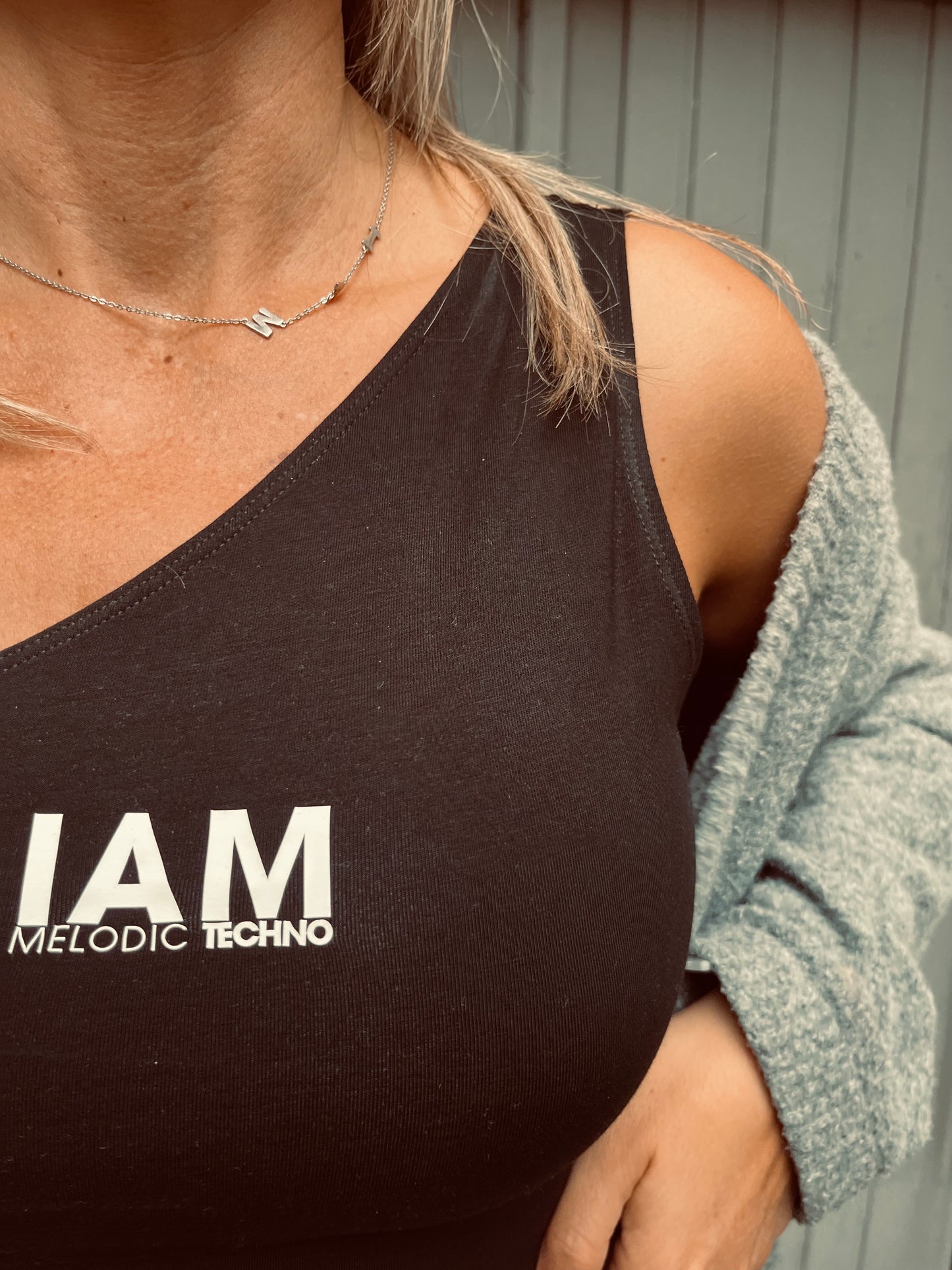 IAM Melodic Techno Top One Shoulder