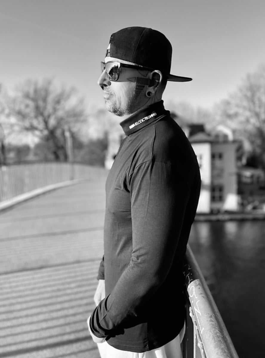 IAM Melodic Techno Roll Neck Longsleeve