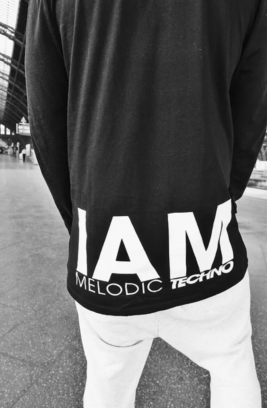 IAM Melodic Techno Sleeved Longline