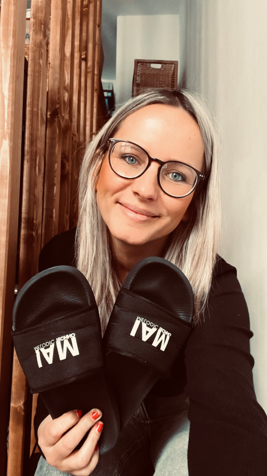 IAM Melodic Techno Slides