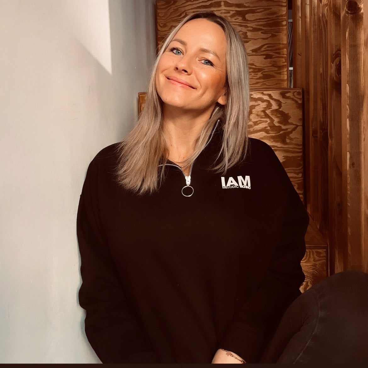 IAM Melodic Techno Ladies Cropped Zip Sweat