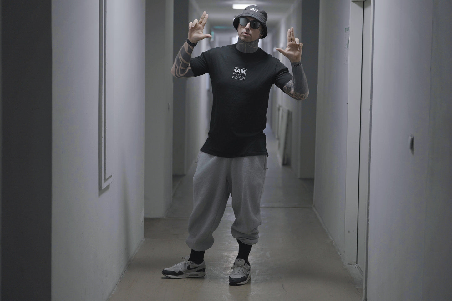 IAM Melodic Techno Longshirt - IAM DRS