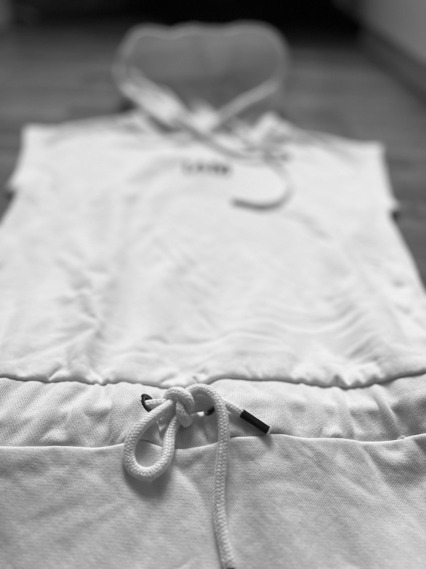 IAM Melodic Techno Hoodie Kleid mit Kapuze