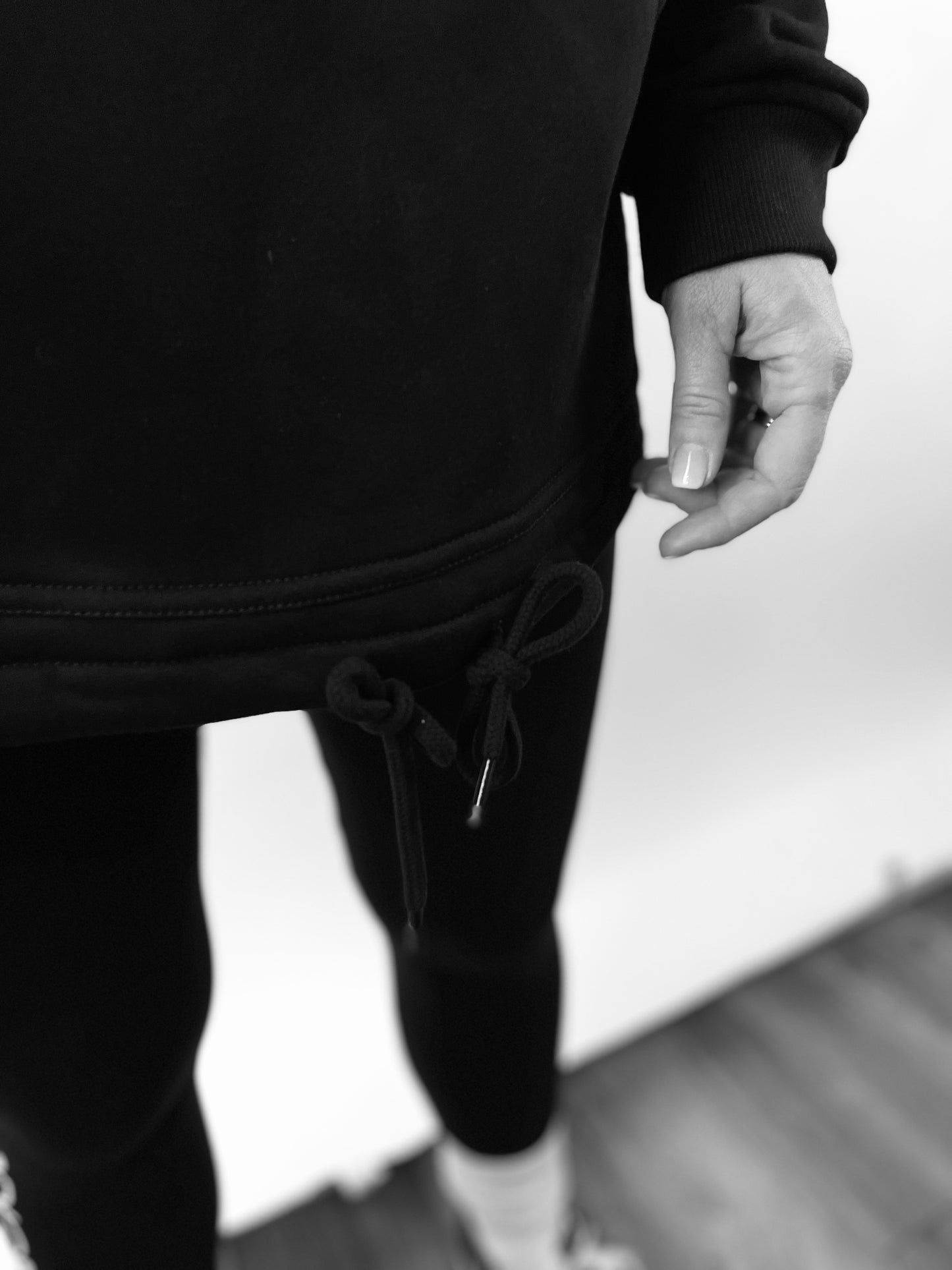 IAM Melodic Techno Alf's ueberzieher Hoodie Ladies - BLACK EDITION