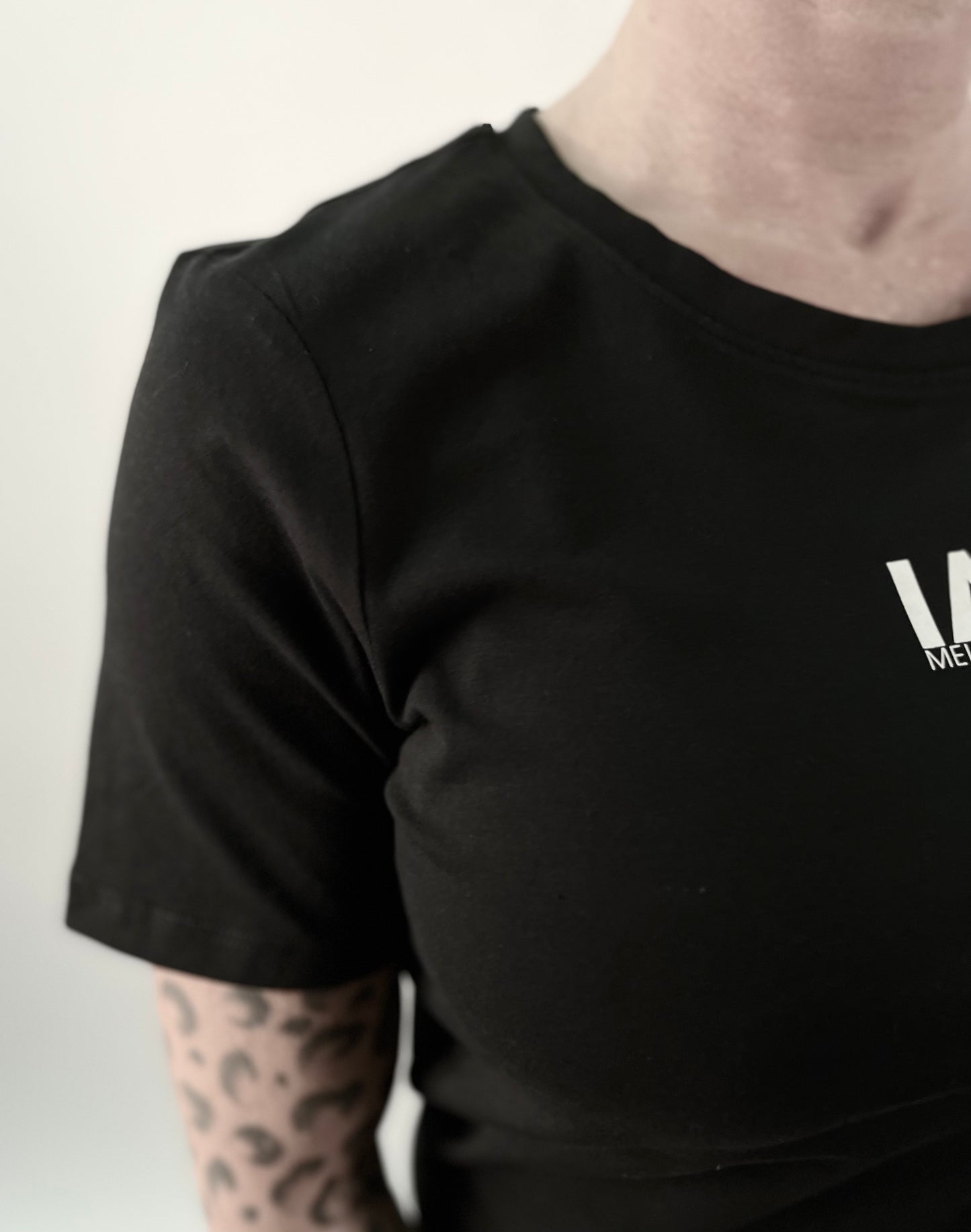 IAM Melodic Techno Girlie Cropped Top