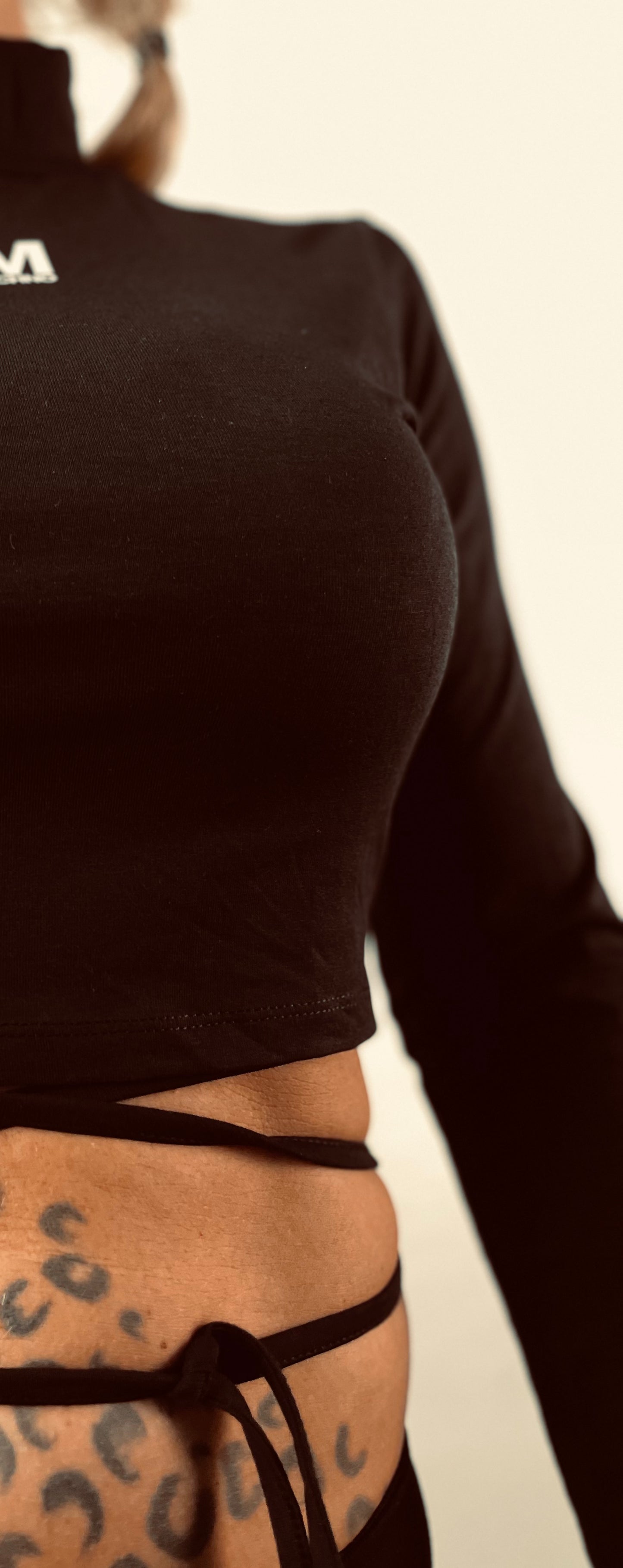 IAM Melodic Techno Strap Crop Top Ladies